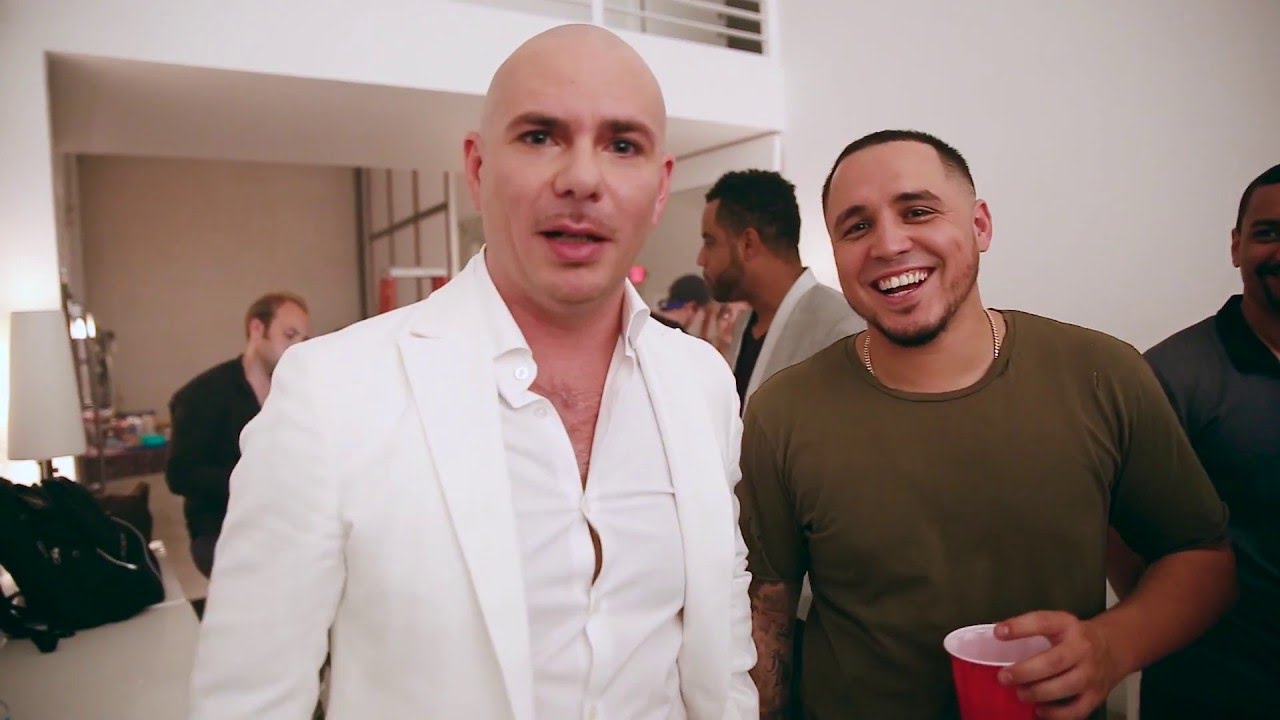 Pitbull y Yandel colaboran con IAmChino en “Bandida”